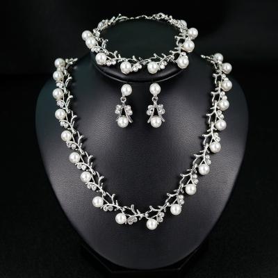 China Wholesale high quality bridal earrings TRENDY pearl and rhinestone jewelry bracelet and necklace set for women's wedding and party for sale