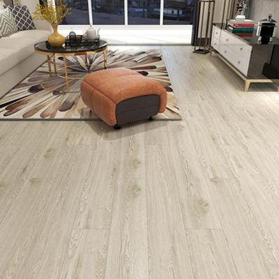 China 100% RECYCLABLE Cheap OEM Handscaped PVC Vinyl SPC Floor Tiles Plank for sale