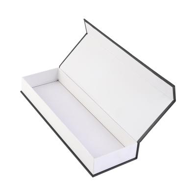 China Customizable Rigid Magnetic Clamshell Box Black Low Price Closing Materials Box Closure Magnet Recycled Magnetic Gift Box for sale