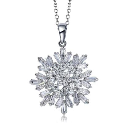 China Trendy Romantic Luxury Diamond Snowflake Moissanite Necklace New Stone Zircon Jewelry Pendant Necklace for sale