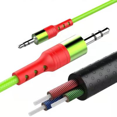 China Luxury Customize Package Box 1M 3.5MM Audio Listening Cable Male To Male Homes Cable AUX Cables. Phone Car Speaker MP4 Earphone Audio for sale