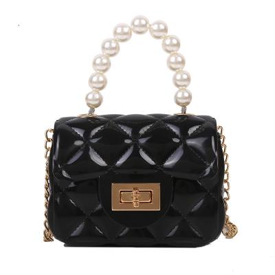 China Pearl Handle 2022 New Style Ladies Pearl Handle Stitched Chain Mini Jelly Purse Crossbody Sling Bags for sale