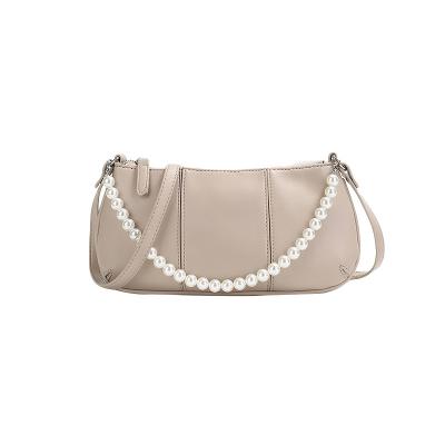 China Fashionable Pearl Strap Ladies Bead Chain Cross Handbag - Designer Women Shoulder Bags Ladies Body Bag for sale