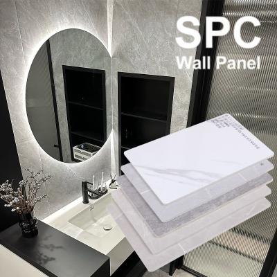 China Panel de pared SPC de mármol impermeable Baño de ducha Hoja de decoración de pared interior sin costuras en venta