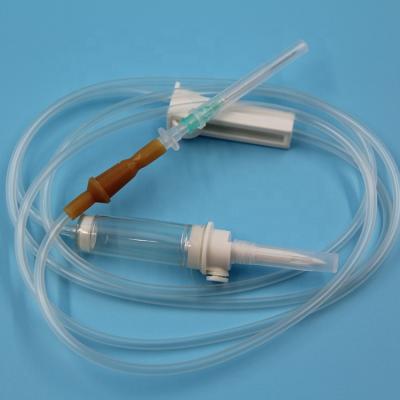 China Single Use Sterilized Medical IV Infusion Giving Set With Needles Disposable Medical Infusion Set for sale