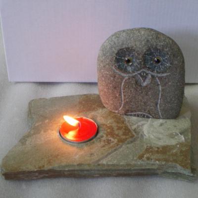 China Home Decoration Tealight Table 1 Owl Slate Votive Candle Holder Customized Natural Hand Carved Hole Stone for Party Table Room Decor for sale