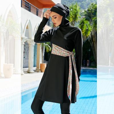 China Sportswear Set 2022 New Style Black Breathable Swimsuit 3pcs Islamic Muslimah Full Coverage For Woman for sale