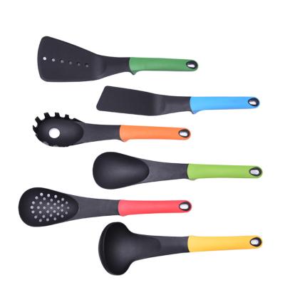 China Stocked 7 Pieces of Non-stick Baking Heat Resistant Silicone Spatula Silicone Kitchen Utensil Wood Handle Cookware Set for sale