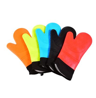 China Casual Non Slip Heat Resistant Kitchen Cooking Silicone Rubber Baking BBQ Grilling Pot Holders Oven Mitts Gloves for sale