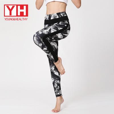 China Breathable OEM Low Moq High Quality Booty Yoga Wear Crac! crack! butt yoga pants fitness leggings for women for sale