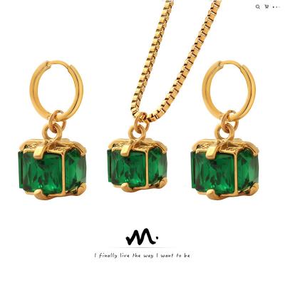 China Other Design New High-grade Titanium Steel Four-claw Green Zircon Necklace Earrings Jewelry Set for sale