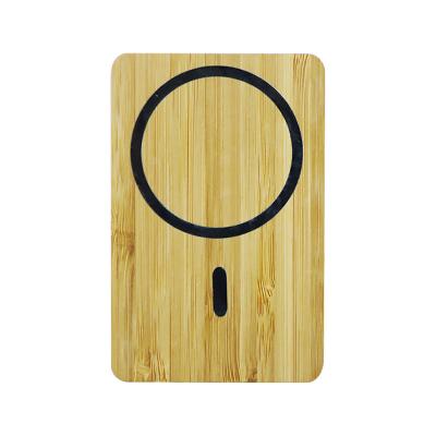 China Mobile Phone Bamboo Wooden Phone Trctangle Wireless Charger Shape Wireless Charger Stand 10W Fast Charging for sale