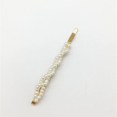 China 60% iron 40% faux pearl Better price advantage faux pearl gold twisted pearl vine line hairpin for sale