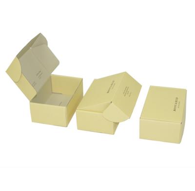 China OEM Recyclable UV Light Yellow Airplane Shoe Box Liner Custom Corrugated Paper Box With 2 Card Slot for sale