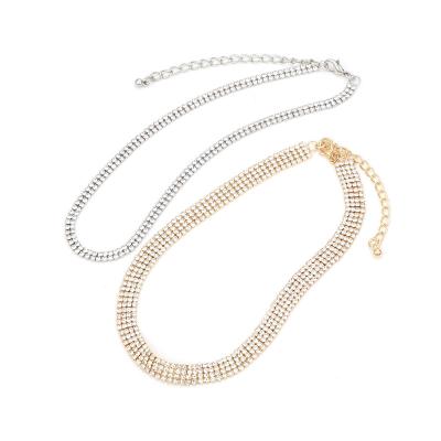 China CLASSIC 2021Simple Double Color Metal Claw Diamond Necklace Retro Clavicle Chain for sale