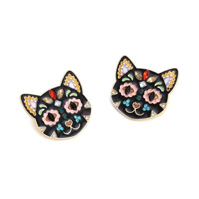 China 2021 CLASSIC Exaggerated Creative Cute Oil Drop Diamond Cat Stud Earrings Retro Metal Color Animal Earrings for sale