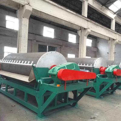 China Small Sand Ore Separator Iron Ore Wet Manganese Concentrator Magnetic Roller Separator Drum for sale