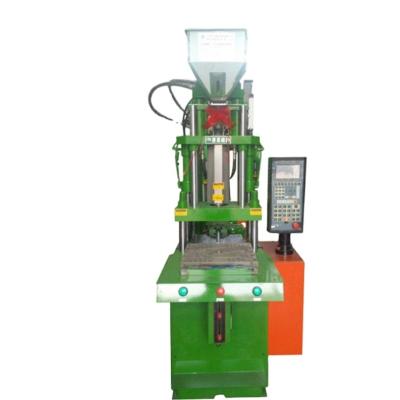 China Factory Supply Servo System 30t injection moulding machine price Te koop