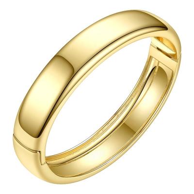 China Trendy Shiny Wide Bangles Accessories Cuff Bangles Fashion High Quality 18K Gold Plated Brass Jewelry For Women Gift Party B192029 for sale