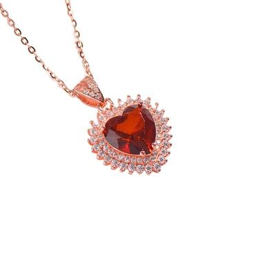 China Lady's Hot Sale S925 Heart Shaped Natural Amber Silver Inlaid Pendant Color Change Love Aristocratic Style for sale