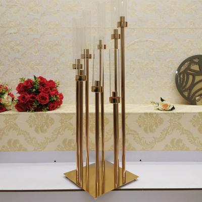 China Gold Wedding Decoration 8 Heads Candle Holder Luxury Wedding Candle Holder Set With Explosion Proof Glass for sale