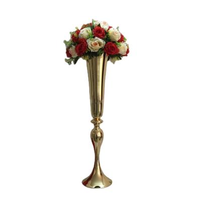 China Contemporary Christmas Wedding and Home Decor Gold Plated Flower Vase for sale