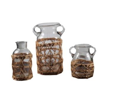 China Handmade Creativity Handmade Natural Woven Glass Vase for Home Decor for sale