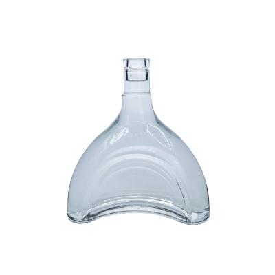 China Unique Design 1000ml Beverage Glass Spirits Bottle Glass Bottle 500ml Luxury Vodka Bottle With Frosted And Labeled for sale