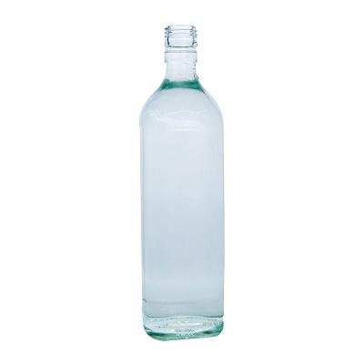 China High Quality 750ml Empty Beverage Wine Glass Bulk Bottle For Liquor Whiskey Maker for sale