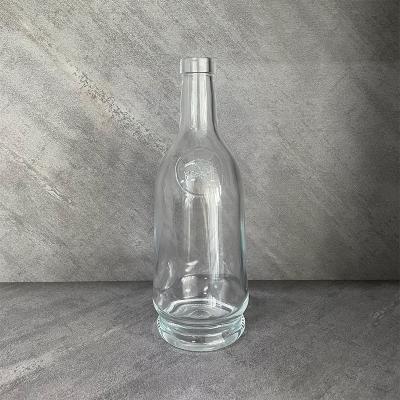 China Beverage Wholesale 700ml Clear Glass Bottle For Brandy for sale