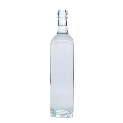 China Beverage Wholesale 750ml Clear Liquor Bottle / Spirit Glass With Screw Cap for sale