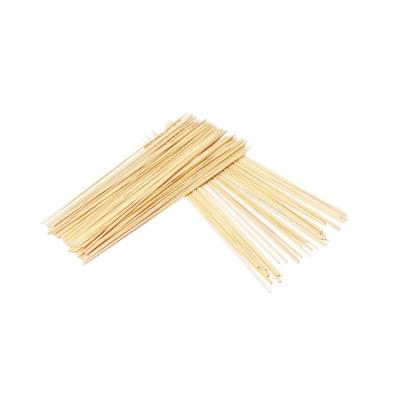 China Factory Price 2.5mm*20cm Round Bamboo Sticks Barbecue Polished Bamboo Skewer Easily Cleaned for sale