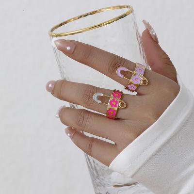 China New Fashionable Vintage Personality Design Pin Flower Ring Female Two-Color Oil Drip Flower Ring for sale