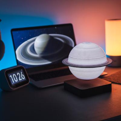 Cina Nordic Minimalist Creative Luxury Design Living Room Soft Light Magnetic Levitating Saturn Table Floating Lamp in vendita