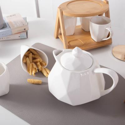 China Viable Nordic Diamond Shape Bamboo Stand Ceramic Square Tea Cup Sets for sale