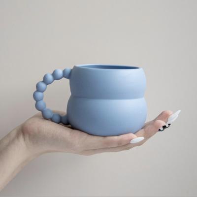 China Wholesale Modern Style 250ml Solid Color Stocked Matte Ceramic Coffee Mugs for sale