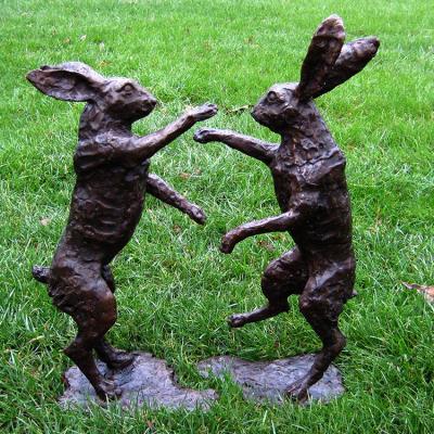 China Europe Factory Price Good Quality Outdoor Bronze Hare Rabbit Sculpture With Great Price for sale