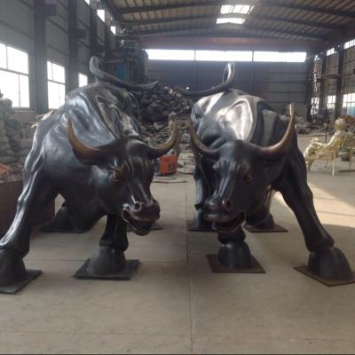 China Europe Factory Supply Yard Wall Street Bull Famous Life Size Famous Bronze Statue With High Quality for sale