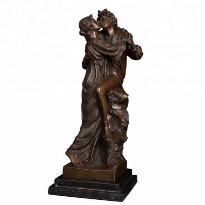 China Europe DS-362 Romantic Lovers Kiss Statues Bronze Classic Figurine Statue Woman Men Couples Sculpture Artwork For Wedding Gift Decor for sale