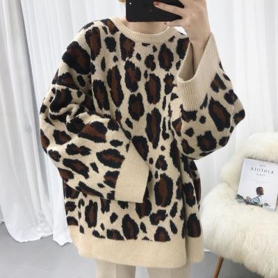 China Anti-wrinkle 2022 winter warm fashion sexy leopard print ladies wears casual plus size women's sweaters for sale