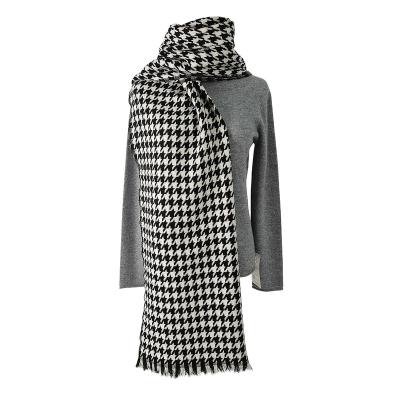 China 2021 100% Lambswool Fashion Winter Warm Soft Ladies Fashionable 100% Lambswool Shawls Wool Scarf For Women for sale