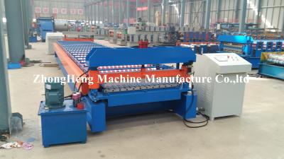 China Hohe Leistung fertigte die Deckungs-Gremium gewellte Rolle besonders an, die Maschine 380V 50Hz 3 Phasen bildet zu verkaufen