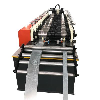 China Custom Roll Forming Machine With 8 Passes Galvanized Steel Sheet Max 200Mm Feeding zu verkaufen