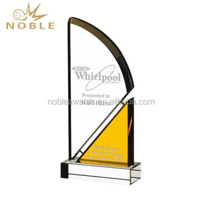 China New Design Optical Colorful Crystal Trophy Awards From Europe for sale