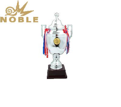 China Europe Unique New Design Silver Metal Cup Trophy for sale