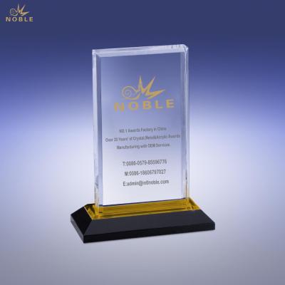 China Cheap Reflection Blank Europe Gold Plastic Acrylic Award Trophy Plaque for sale