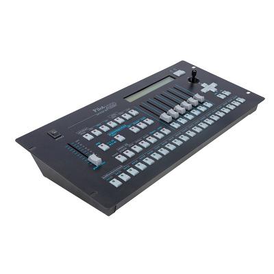 China Hot Sales Stage Show Driver 2000 Stage Lighting Controller Computer Light Console for sale