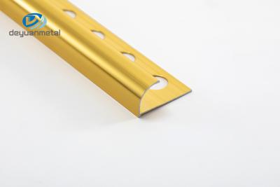 China 6063 Aluminiumeckprofile ringsum Form-Goldfarbe für Wand-Zutat zu verkaufen