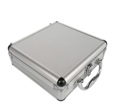 China Small silver aluminum cosmetic train case with inside mirror and chrome closure clasp for sale