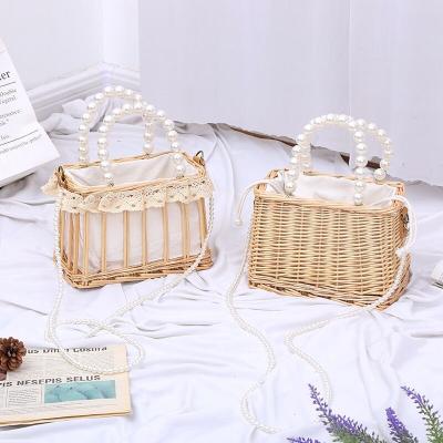 China High Quality Summer Beach Rattan Straw Bag For Women Basket Body Wicker Cross Purse Pearl Wicker Bag for sale